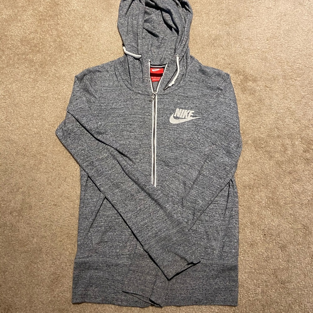 grey & white nike zip up!